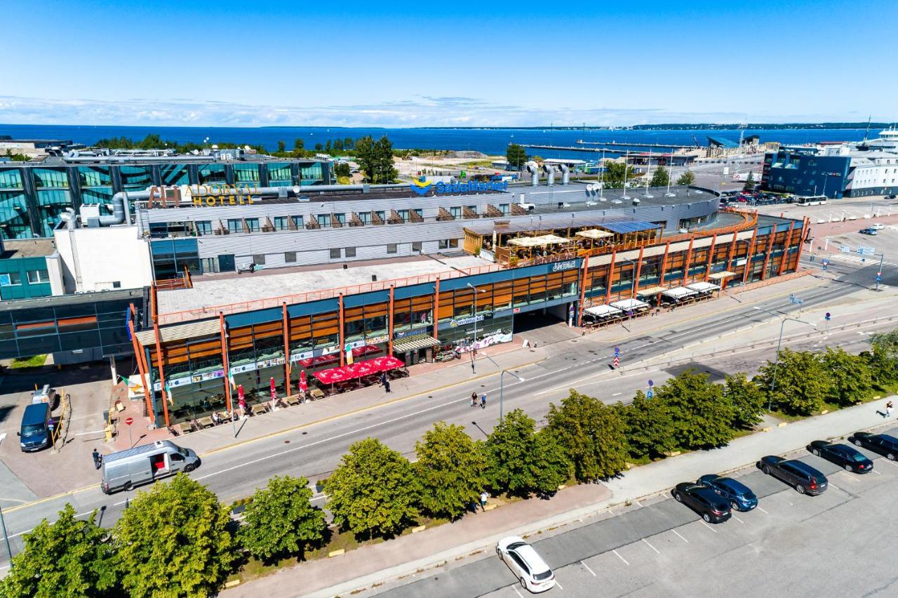 Adoryal Hotell Tallinn Exterior photo