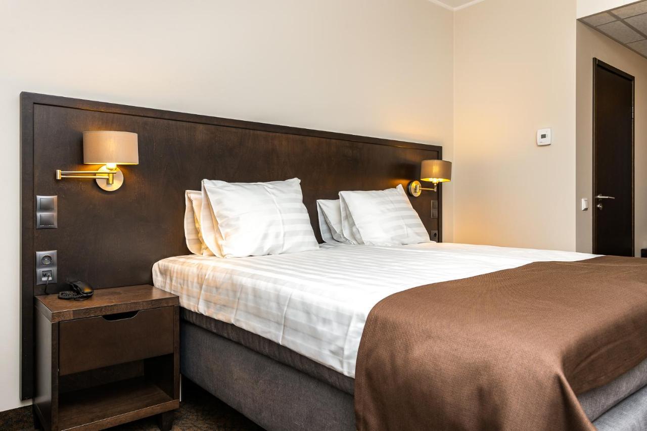 Adoryal Hotell Tallinn Exterior photo